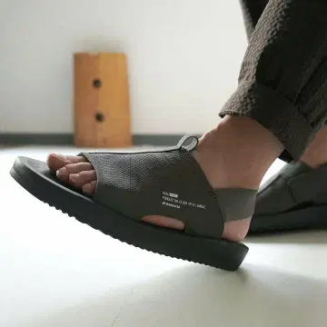MOONSTAR 810s 샌들