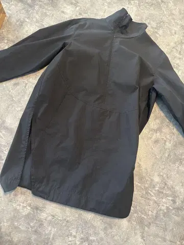 HATRA 블랙 나일론 자켓