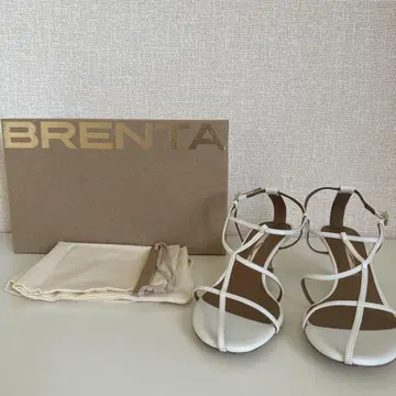BRENTA 화이트 스트랩 샌들