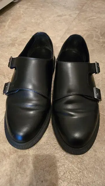 Dr. Martens PANDORA (판도라) 로퍼