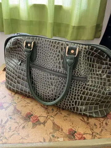 그린 크로커다일풍 토트백