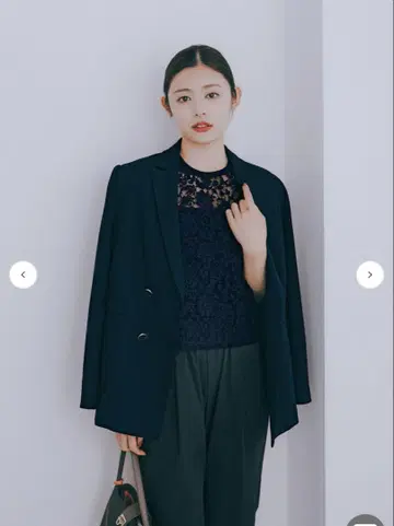 LOUNIE 크롭 레이스 블라우스 사토 카나코 콜라보 네이비 38