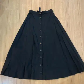 Mademoiselle NON NON 블랙 플레어 스커트