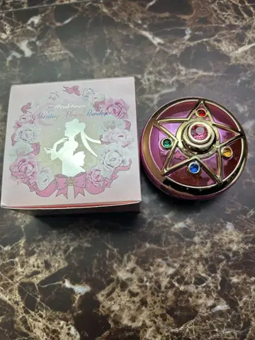 세일러문 컴팩트 파우더