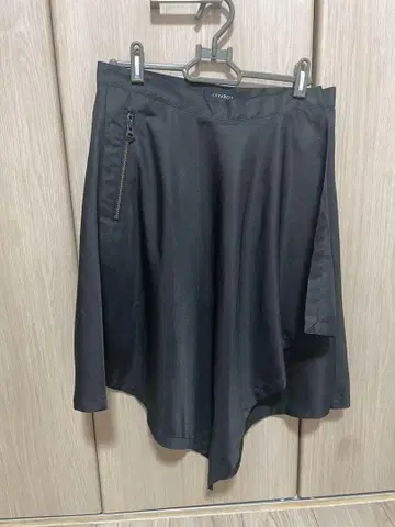 CIVARIZE 랩 스커트 블랙