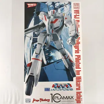 1/72 PLAMAX VF-1J 배트로이드 발키리 (이치조 테루 기체)