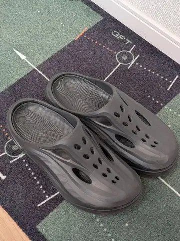HOKA M10 ORA MULE 블랙