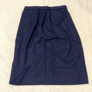 YUA-300 Leilian 레리안 무릎 기장 스커트 네이비 사이즈 7
