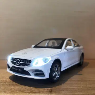 벤츠 C-클래스 미니카 1/32 W205