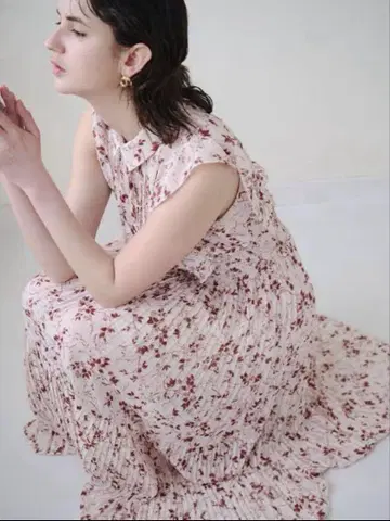 SNIDEL Sustainable 프릴 플리츠 원피스