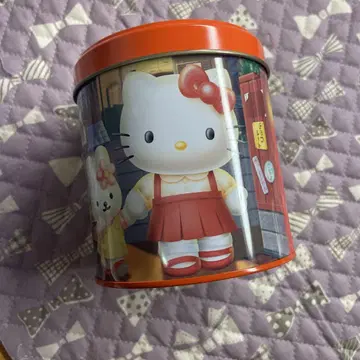 헬로키티 저녁놀 지고 빈 캔
