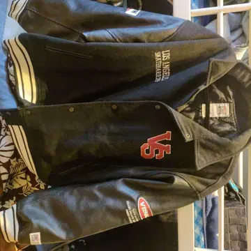VISION STREET WEAR 바시티 자켓 L 사이즈 블랙
