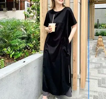 새상품 주카 롱 원피스 긴팔 로고 블랙