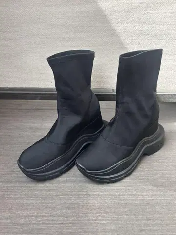 yello TokyoBlack double 2023 M 사이즈
