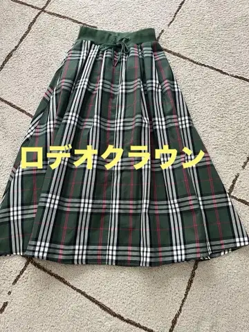 택 포함 새상품 그린 체크 플레어 스커트 로데오 크라운