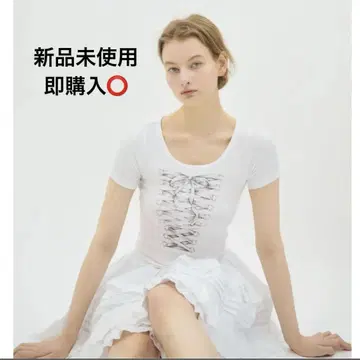 에핀 레이스 업 리브 티셔츠