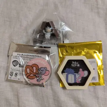 톰과 제리 전시회  타피