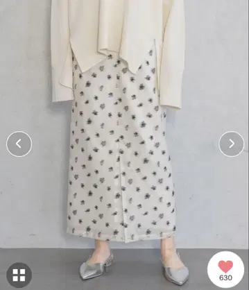 플라워 자카드 타이트 스커트 화이트