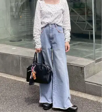 Kastane (카스타네) 데님 슬릿 와이드 팬츠