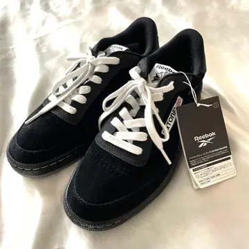 새상품 택 포함 리복 SIX TONES 스니커즈 24.5cm 블랙