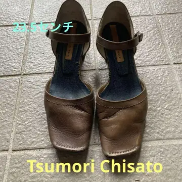 츠모리치사토 앵클 스트랩 미들 힐 신발