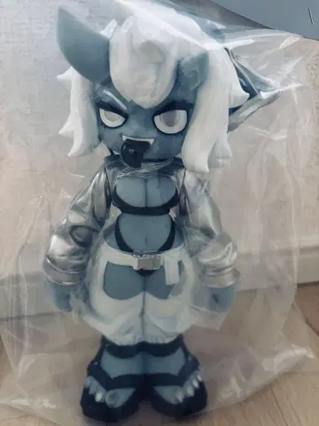 emDASH x SNK RDUNK AMANOJAKI