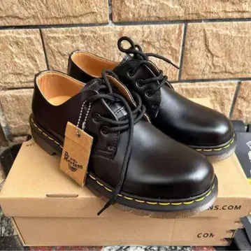 새상품 Dr.Martens 닥터마틴 1461 클래식 로탑 3