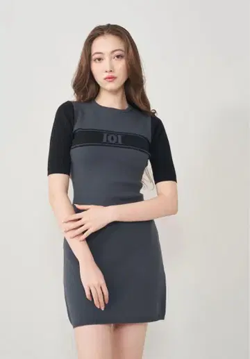 Darich DD 로고 바이컬러 니트 미니 원피스 (그린)