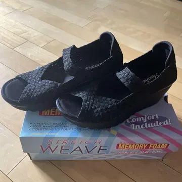 Skechers Stretch Weave 블랙 슬립온