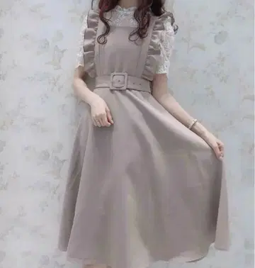 안미르 프릴 원피스