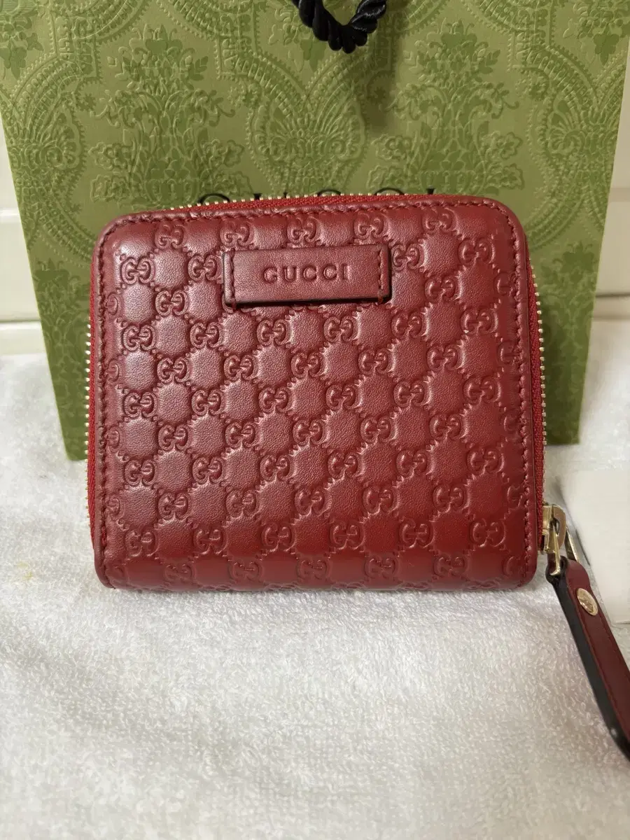 Authentic Gucci Bifold Wallet