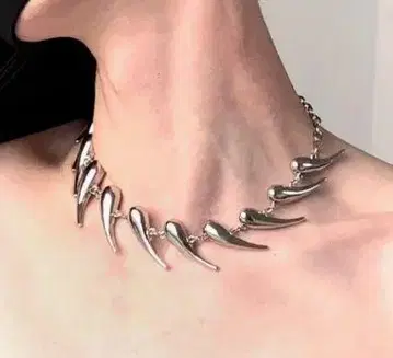 실버 메탈 목걸이