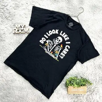 DO I LOOK LIKE I CARE? 해골 티셔츠 (M 사이즈) 블랙