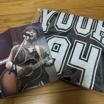 유리 ARENA TOUR 풋볼 셔츠 & 티켓 홀더 미사용품