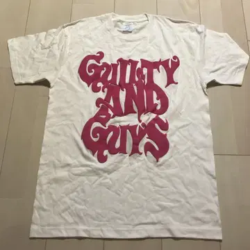 guiltyguys 티셔츠 사이즈 L 화이트 로고 핑크