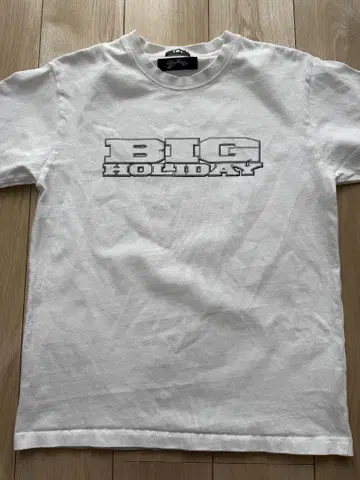 TMT 티셔츠 BIG HOLIDAY M 사이즈