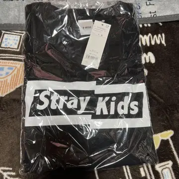 Stray Kids 블랙 티셔츠 L 사이즈 WEGO