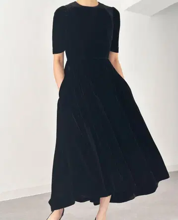 택 포함.SHE tokyo 벨벳 블랙 원피스