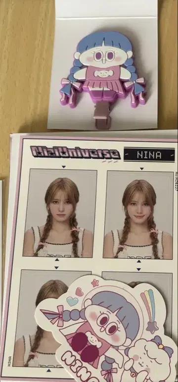 NiziU 팝업 NINA 랜덤 스티커 & 랜덤 헤어핀 세트