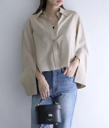LaTotalite 슬릿 슬리브 시어 셔츠