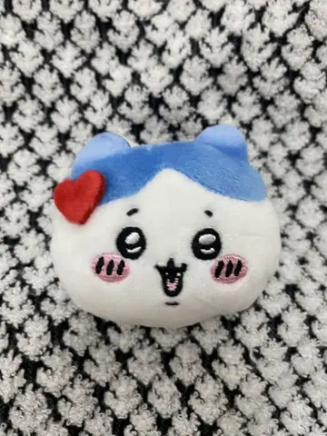치이카와 (먼작귀) 나카요시 봉제 인형 배지 하치와레