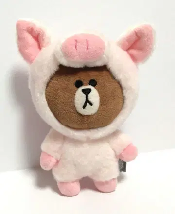 라인프렌즈 브라운 돼지 인형옷 키링