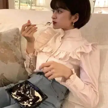 비비 프릴 소매 블라우스 베이비 핑크