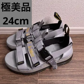 dr.martens 닥터마틴 PEARSON 페어슨 샌들 24