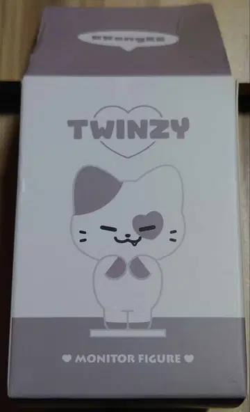 ITZY TWINZY 팝업 피규어 KKengEE