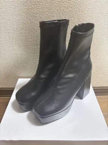 블랙 하이힐 부츠 23.5cm