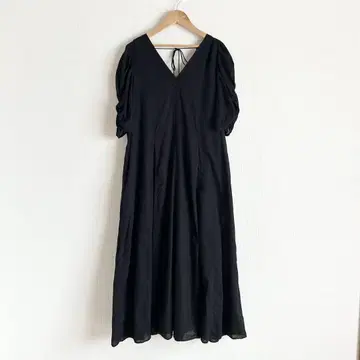 누키테파 Dobby Stripe Plain Dress 블랙
