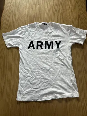 화이트 ARMY 프린트 티셔츠 M 사이즈
