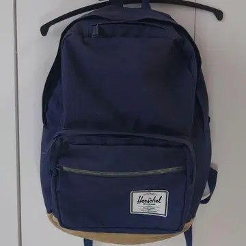 Herschel 네이비 백팩