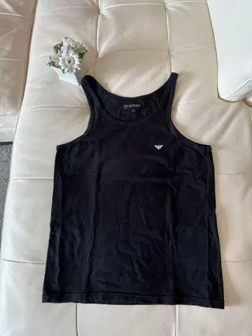 Emporio Armani 블랙 탱크탑